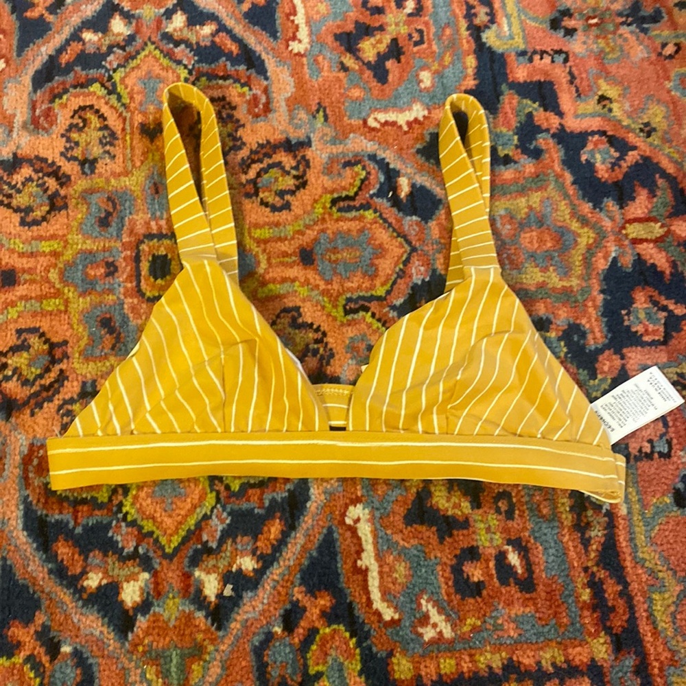 VITAMIN A BIKINI TOP NWT S
